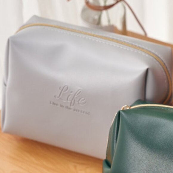 Steps and Stones Handbags - Cosmetic Bag